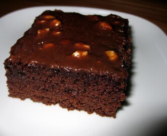 Sjokoladekake med rømme