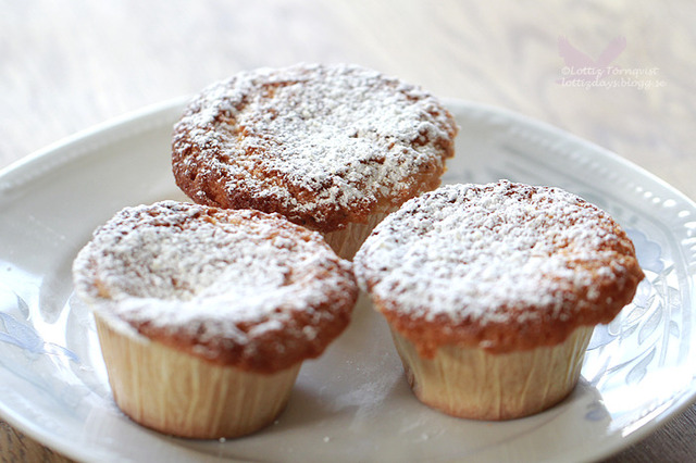 Vaniljfyllda muffins med chokladbitar