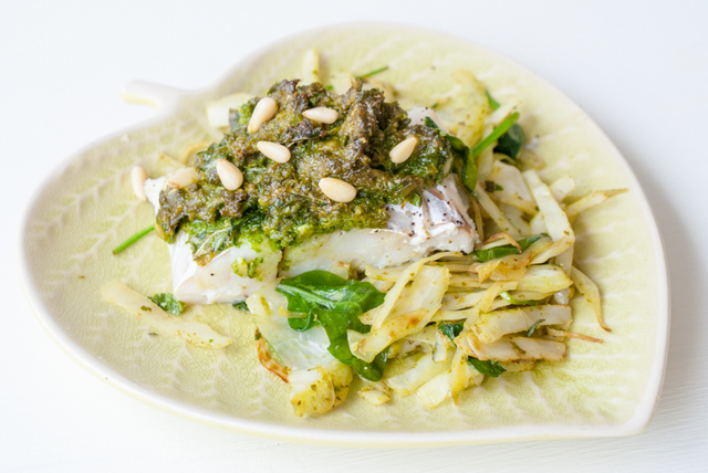 Ugnsstekt torsk med grönkålspesto