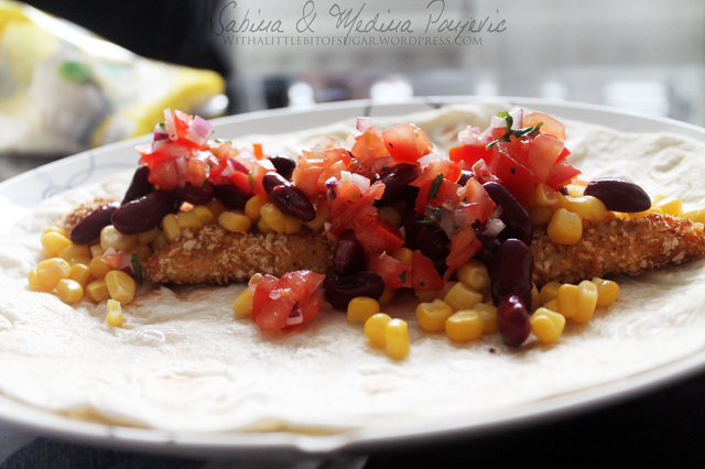 Kycklingtacos med pico de gallo!