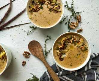 Creamy Roasted Cauliflower Soup With Caramelized Onions