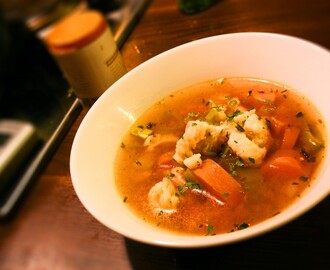 300 Kcal – 5:2 Recept: Fisksoppa med vitlök