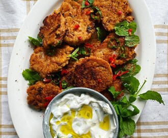 Linsfritters med lök och garam masala