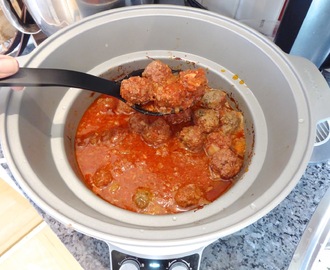 Ljuvliga köttbullar i tomatsås i Crock Pot
