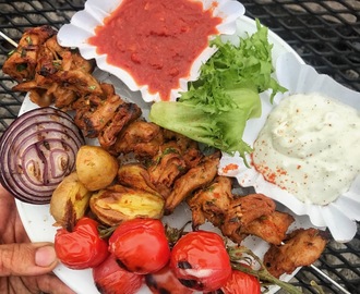 Vegankebab med röd och vit sås – Recept tre ifrån Grill & BBQ SM 2017