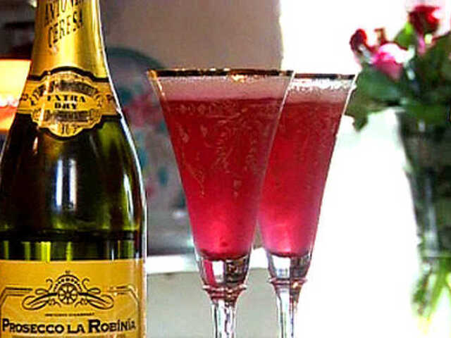 Leilas Prosecco cocktail