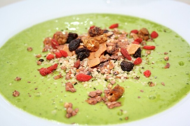 Grön frukostsoppa / Green smoothiebowl
