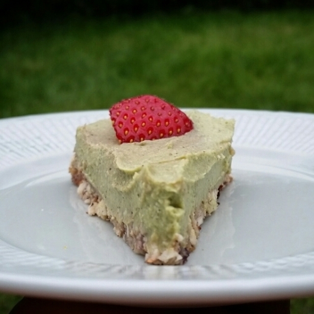 Raw Key Lime Pie