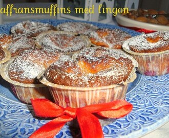 Muffins med saffran och lingon