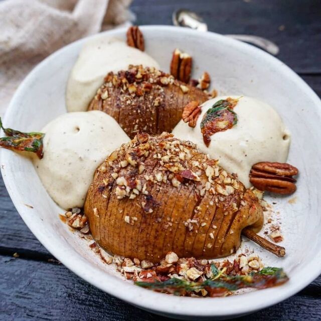 Hasselback Pear and Ginger Nicecream
