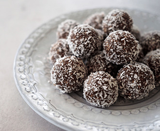 Nyttiga chokladbollar – Naturligt sötade, nötfria