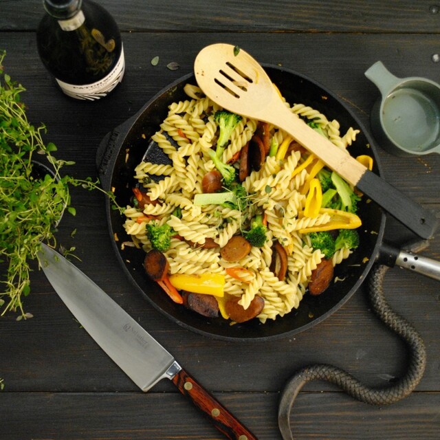 Vegansk chorizopasta med grönsaker