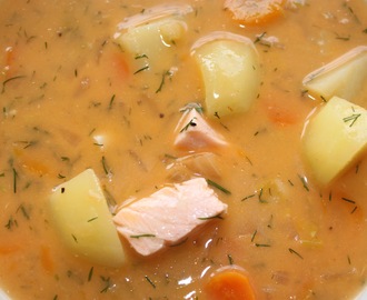Smakrik soppa med lax och potatis