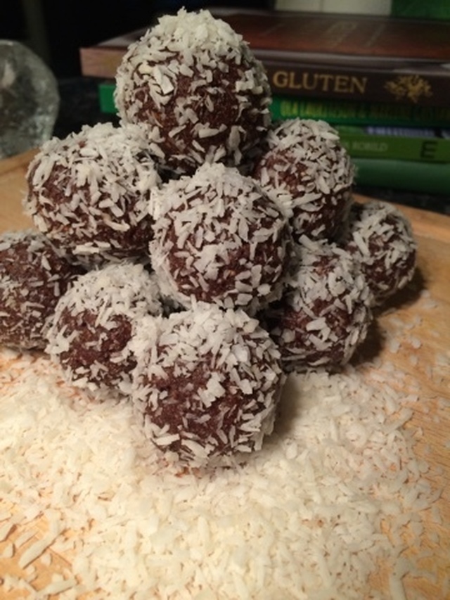 Raw chokladbollar