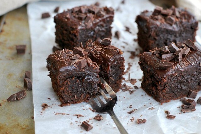 Fudgebrownie med mandelsmör