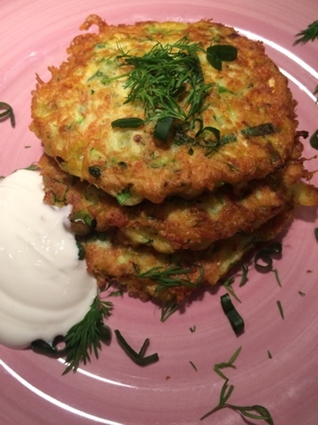 Zucchini- och halloumibiffar