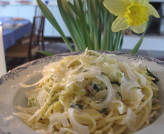 Spaghetti al limone & basilico