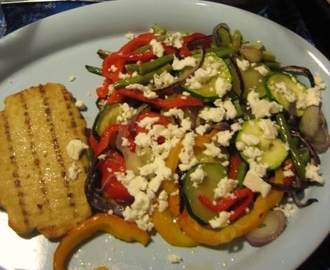 Grönsaker i ugn med vegfilé och fetaost