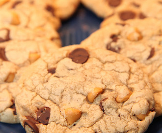 Butterscotch och mörk choklad cookies