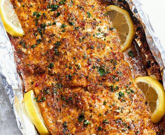 Honey Garlic Baked Salmon in Foil