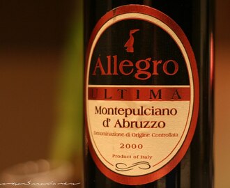 Allegro Ultima Montepulciano d'Abruzzo 2000. Surt sa räven..