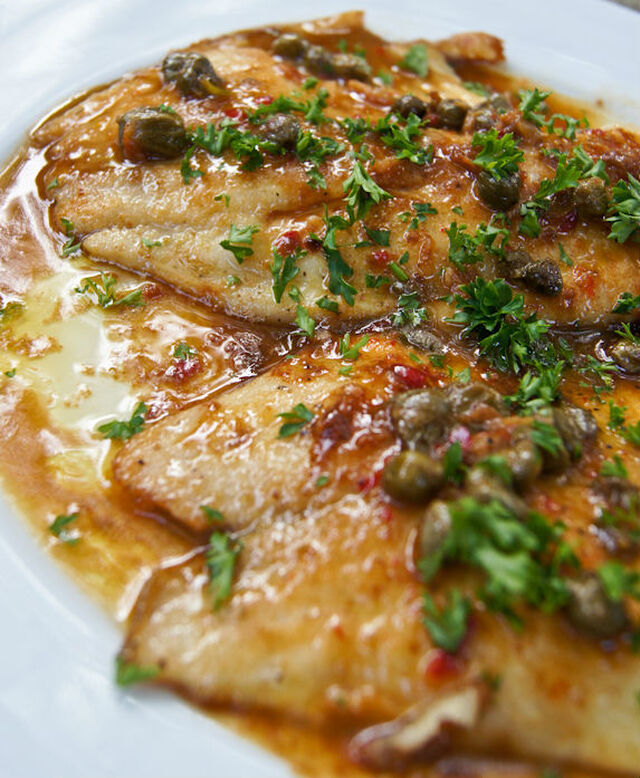 Italiensk fisk med kapris- och citronsås