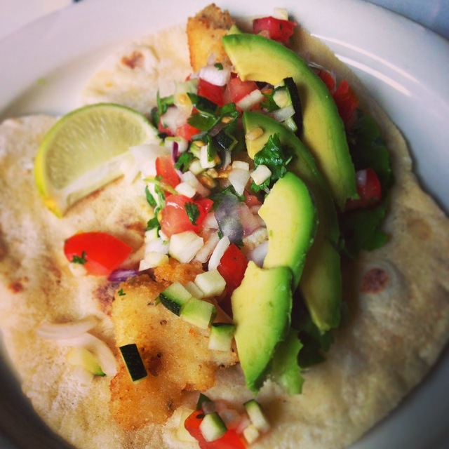 Fish tacos med hemgjort tortillabröd