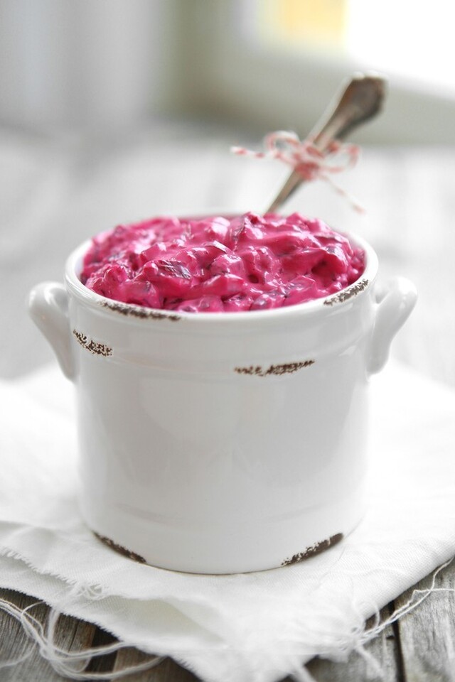 Krämig Rödbetssallad med Äpplen - Creamy Beetrot Salad with Apples