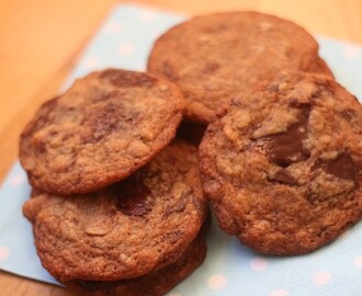 Chokladiga cookies med nötter och jordnötssmör