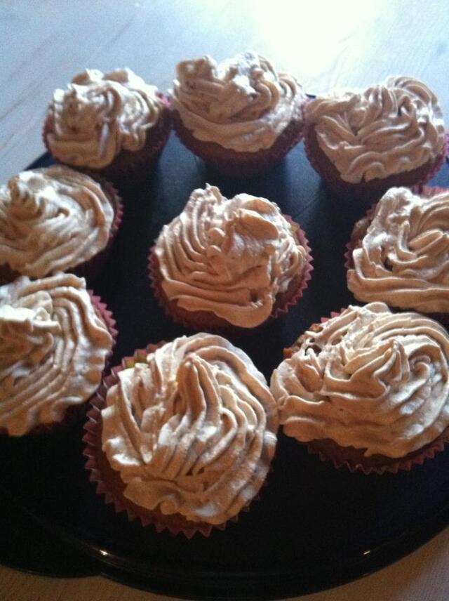 Chokladmuffins med frosting!