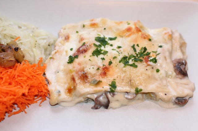 Lasagne med champinjoner och ädelost