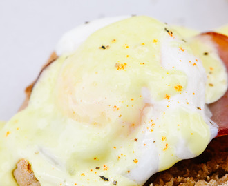 Easy Eggs Benedict Recipe