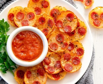 2 Ingredient Pizza Chips (Keto, Low Carb)