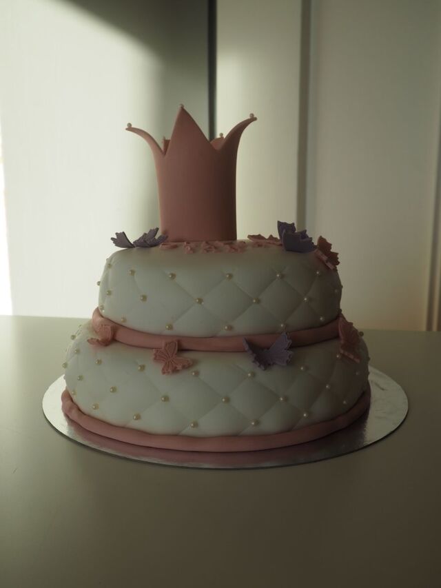 Olivias ettårs tårta