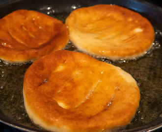 Macheteadas-Friterat honduranskt bröd