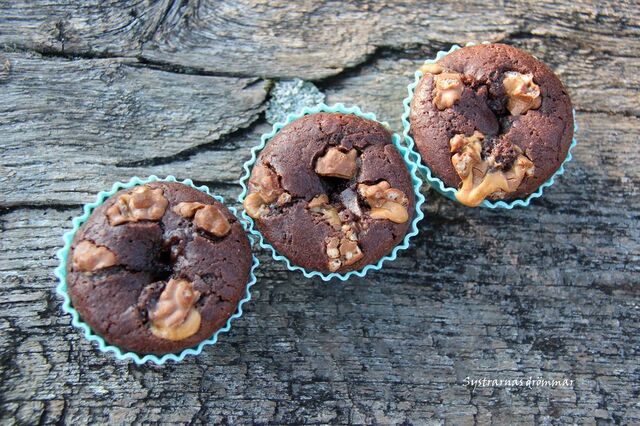 Dumlesnacks-muffins och test av ätbara muffinsformar