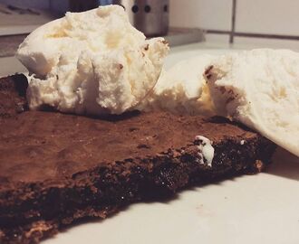 Kladdkaka med daim