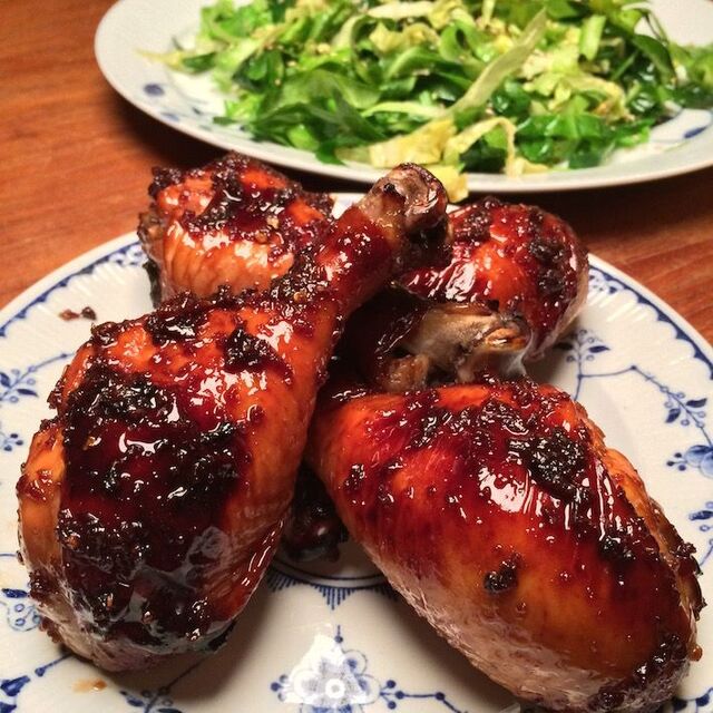 Asiatiske kyllingelår med lynstegt spidskål • Steg & Bras | Kyllingelår, Asiatiske opskrifter, Sund mad