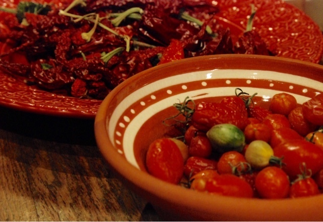 Fjolårets sista tomater till middag