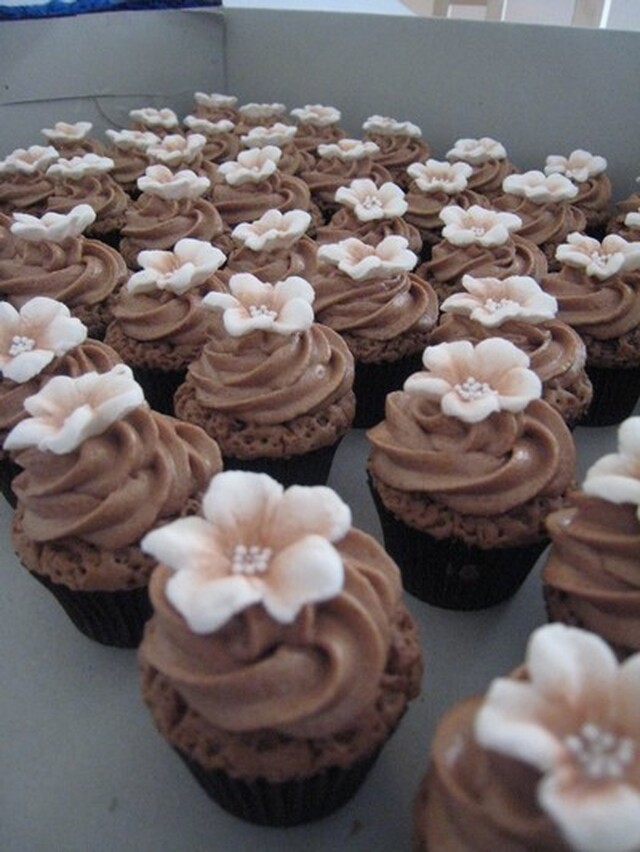 Rich chocolate cupcakes med Marabou ganache