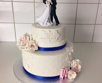 Tårtor till kombinerat bröllop och dop