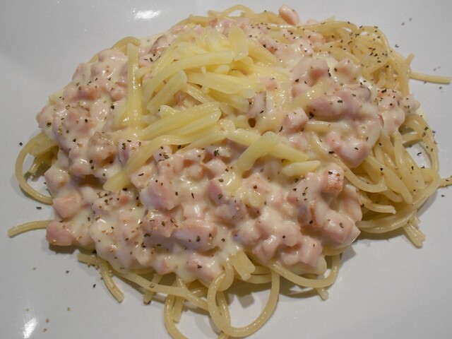 Spagetti & kasslersås