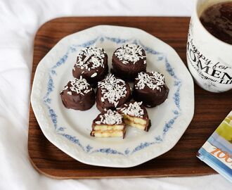 chokladdoppade bananer med jordnötssmör