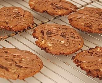 Triple chocolate cookies