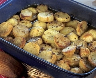 Ugnsstekt potatis - Patates fournou ladorigani