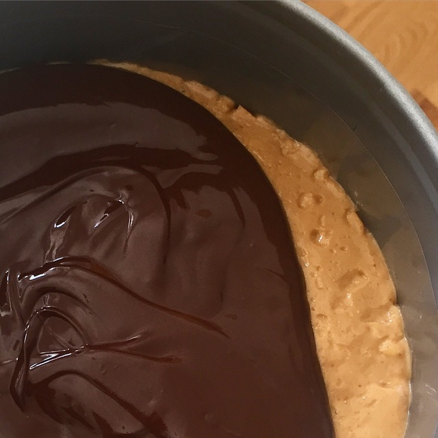 Nyttigare Snickerskaka /Jordnöts och chokladtårta