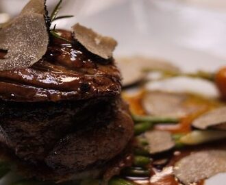 Klassiker Combo! Tournedos Rossini  och Châteauneuf-du-Pape