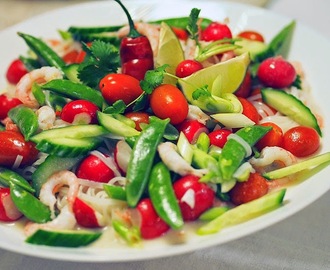 Risnudelsallad med kokos- och limeräkor