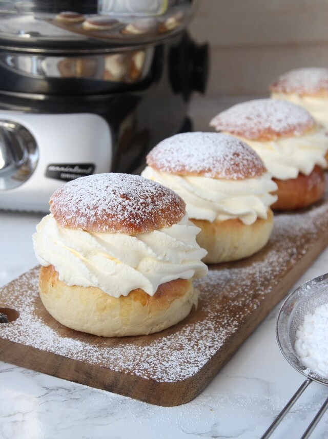 SEMLOR recept