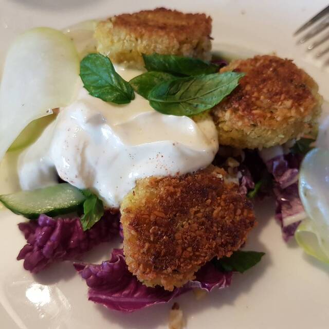 Falafel med citronyoghurt